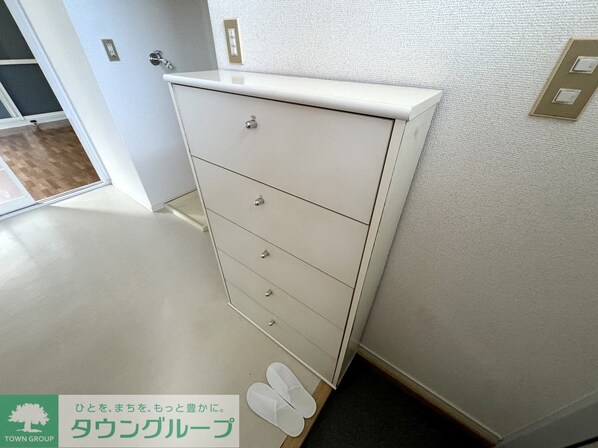 リヴレーヌ弐番館の物件内観写真